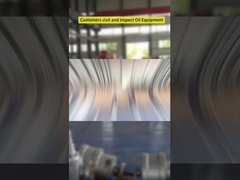 Os clientes visitam e inspeccionam os equipamentos petrolíferos